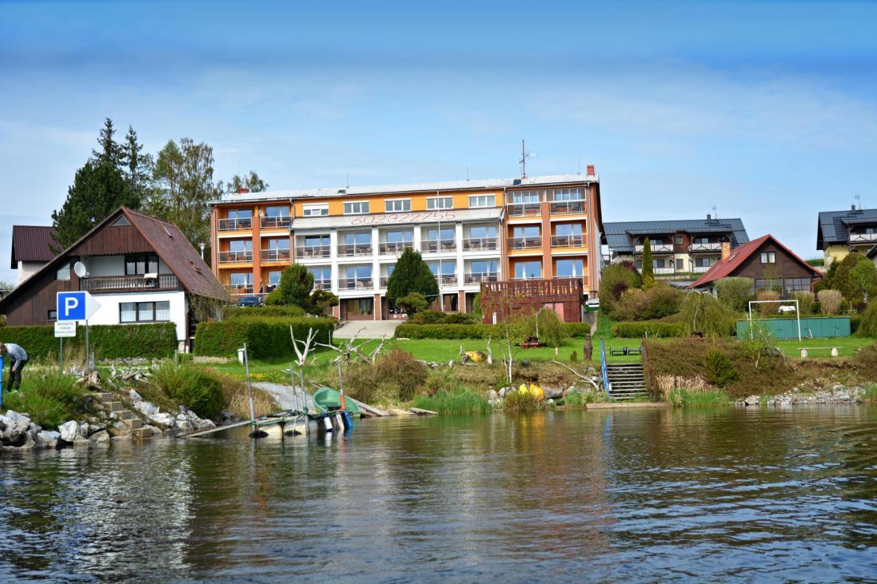 Pension Calla Dolni Vltavice ภายนอก รูปภาพ