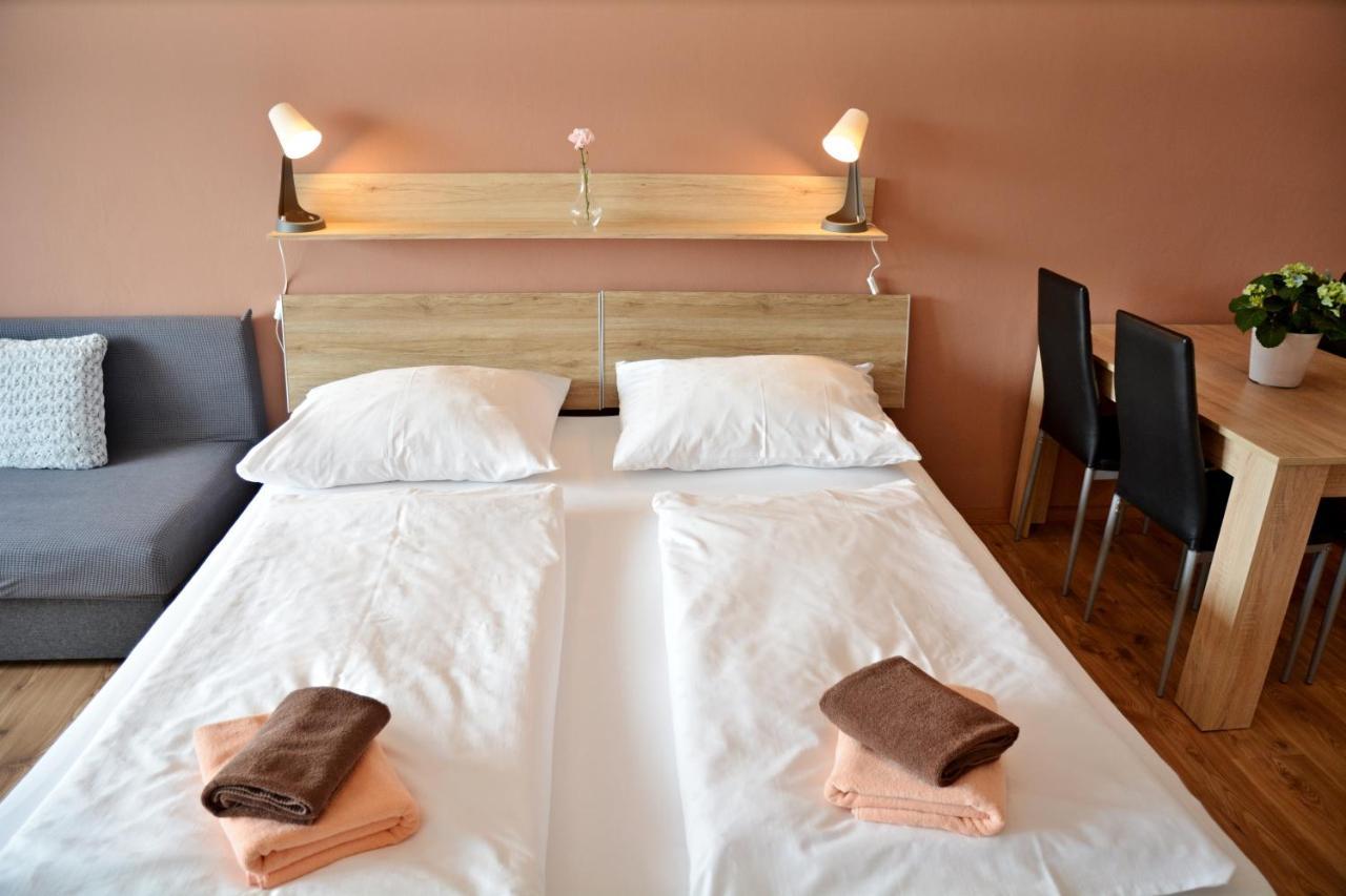 Pension Calla Dolni Vltavice ภายนอก รูปภาพ