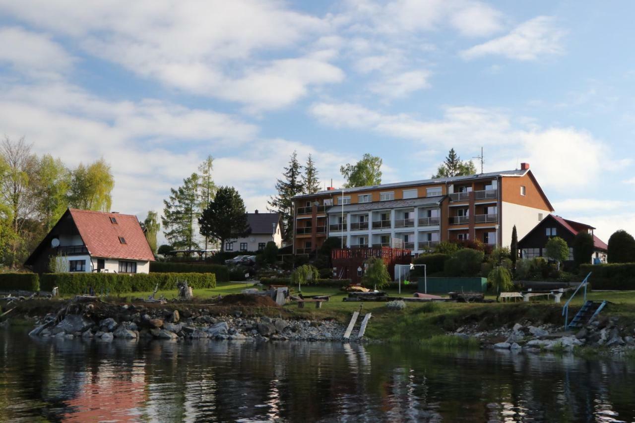 Pension Calla Dolni Vltavice ภายนอก รูปภาพ